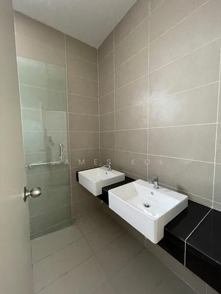 Rumah Teres 2 Tingkat untuk Dijual di Setia Alam (Selangor) - James Kok - Bathroom - PropertyGuru.com.my