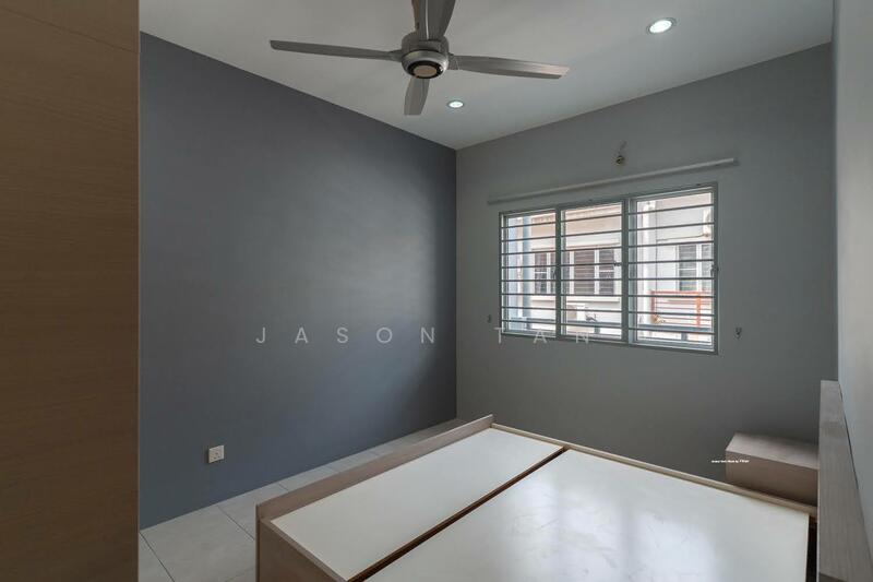 Untuk Disewa - Setia Indah