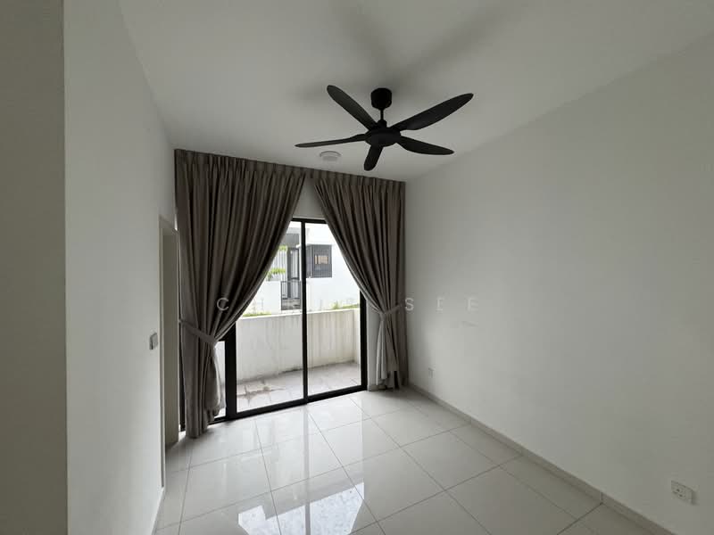 2-storey Terraced House for Rent in Bandar Gamuda Gardens (Rawang) - Chris See - Balcony - PropertyGuru.com.my