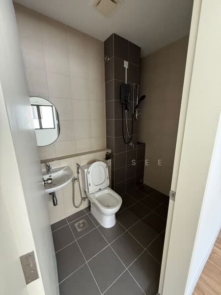 Rumah Teres 2 Tingkat untuk Disewa di Bandar Gamuda Gardens (Rawang) - Chris See - Bathroom - PropertyGuru.com.my