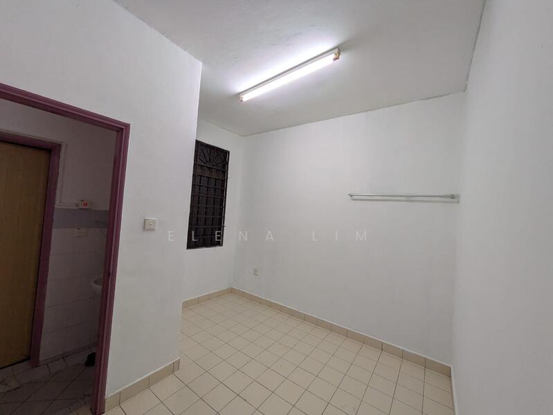 Untuk Disewa - Permas Jaya