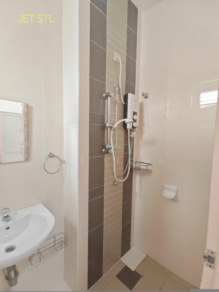 2-storey Terraced House for Sale in Setia Indah 9 (Setia Alam) - Steve Leong . - Bathroom - PropertyGuru.com.my