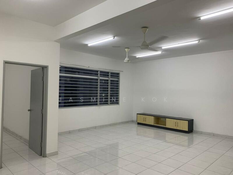 Apartment for Rent at Pangsapuri Setia Impian @ Kajang - Jasmine Kok - Living Room - PropertyGuru.com.my