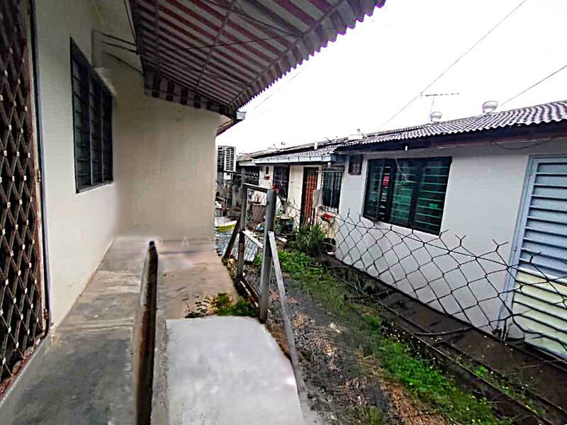 functional backyard for daily chores