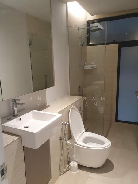Kediaman Servis untuk Dijual di Lumi Tropicana Serviced Residence - Shanmugam Yettikan - Bathroom - PropertyGuru.com.my