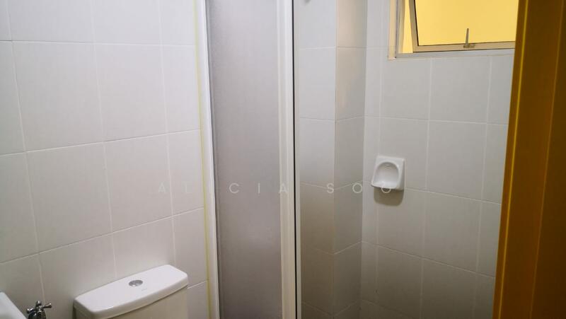 2-storey Terraced House for Sale in Bandar Seri Coalfields (Sungai Buloh) - Alicia Soo - Bathroom - PropertyGuru.com.my