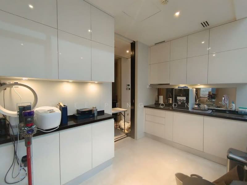 Servis Apartment untuk Dijual di Pavilion Suites - Gordon Oon - Kitchen - PropertyGuru.com.my
