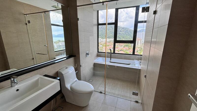 The Marin at Ferringhi untuk Untuk Dijual - RM 1,200,000, Mac 2026 - Bathroom - PropertyGuru.com.my