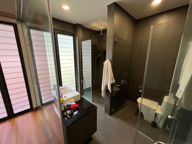 Bungalow for Sale in Leisure Farm (Gelang Patah) - Kate Tee - Bathroom - PropertyGuru.com.my