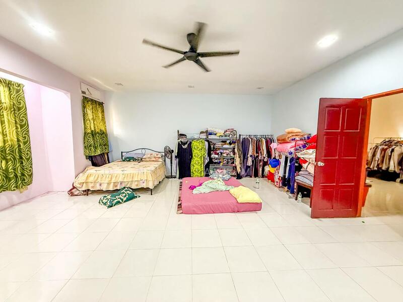 2-storey Terraced House for Sale in Puchong (Selangor) - Dinie Akmal - Bedroom - PropertyGuru.com.my