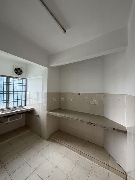 Condominium for Rent at Angkasa Condominiums - Johnny Tan - Kitchen - PropertyGuru.com.my