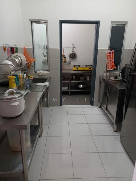 Apartment for Sale at Suria Residence - Remy Lim - Kitchen - PropertyGuru.com.my