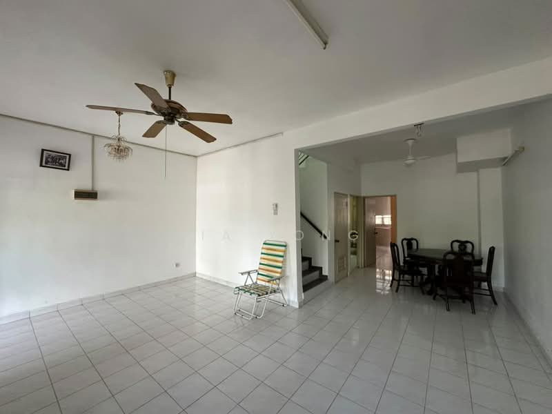 Rumah Teres 2 Tingkat untuk Dijual di Balik Pulau (Penang) - Jia Yong - Living Room - PropertyGuru.com.my