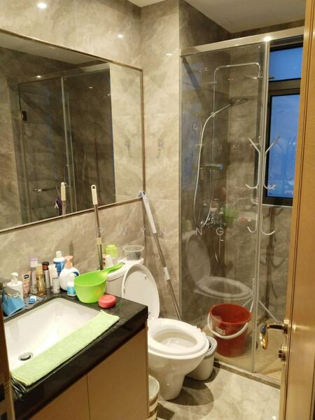 Kediaman Servis untuk Dijual di R&F Princess Cove Phase 1 - Irwyn Ng - Bathroom - PropertyGuru.com.my