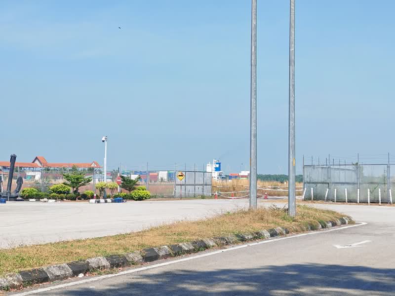 Pulau Indah Industrial Park untuk Untuk Disewa - RM 231,000 /bulan, Mac 2026 - Exterior - PropertyGuru.com.my