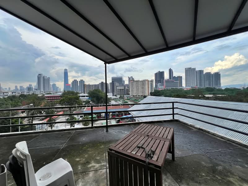 Office for Rent in Cheras (Kuala Lumpur) - Louis Tee - Balcony - PropertyGuru.com.my