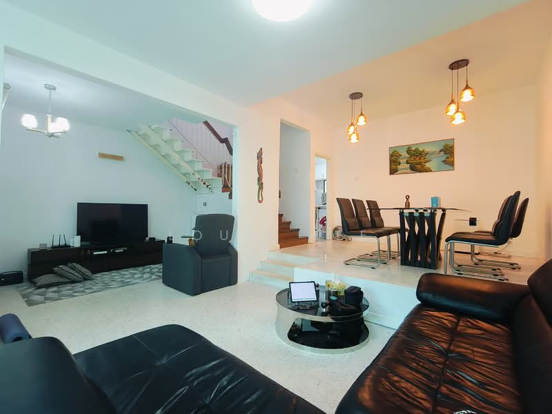 2-storey Terraced House for Sale in Ampang Jaya (Ampang) - Louis Tee - Living Room - PropertyGuru.com.my