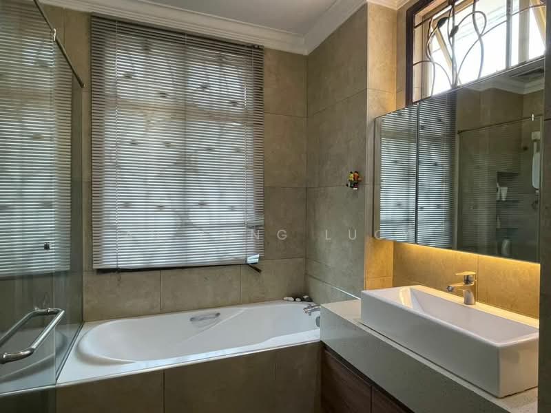 Rumah Berkembar untuk Dijual di Johor Bahru (Johor) - Au Yong Lucy - Bathroom - PropertyGuru.com.my