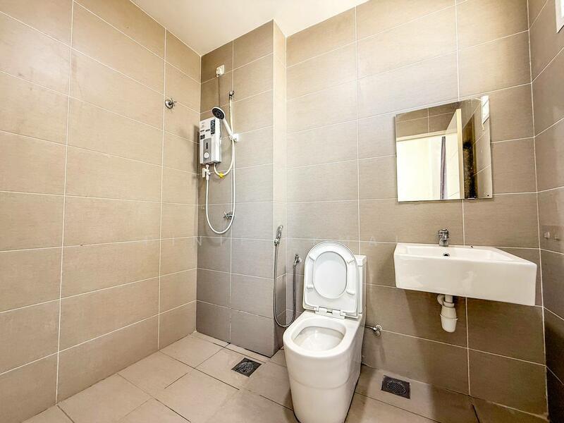 Adira @ Taman Ara Sendayan untuk Untuk Dijual - RM 560,000, Feb 2026 - Bathroom - PropertyGuru.com.my