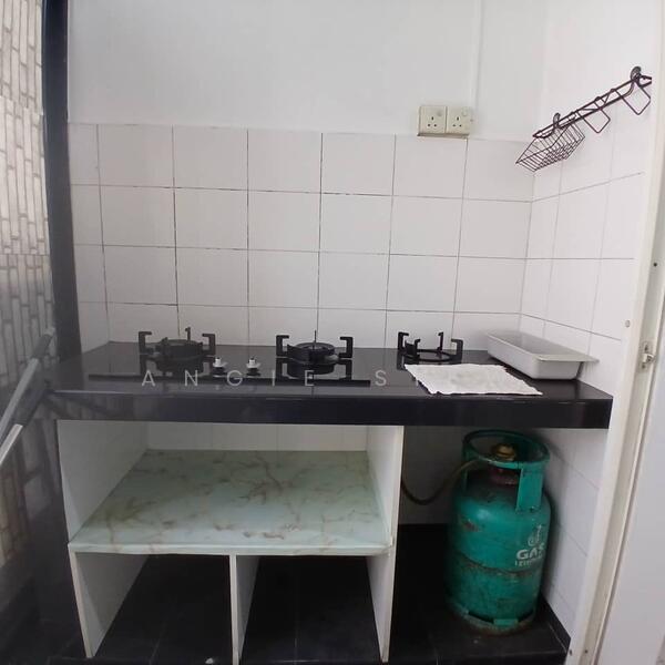 For Rent - Pelangi Utama