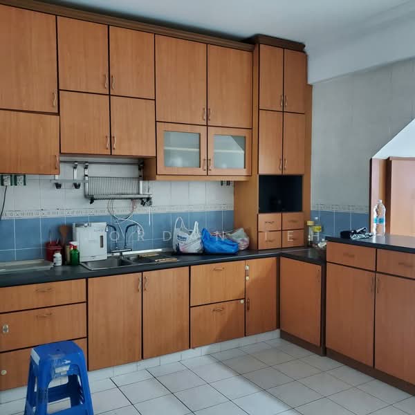Terraced House for Sale in Kampung Sungai Kayu Ara (Petaling Jaya) - Jordan Teh - Kitchen - PropertyGuru.com.my