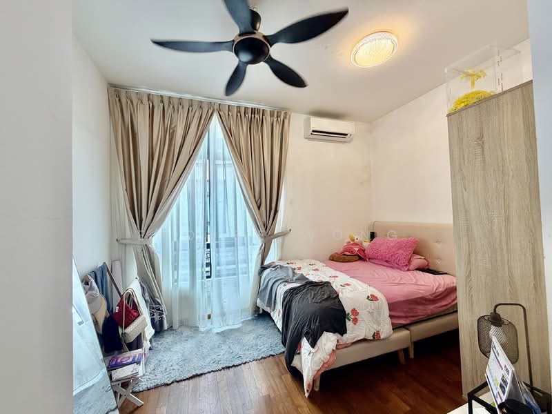 Rumah Berkembar untuk Dijual di Iskandar Puteri (Nusajaya) (Johor) - Eloise Wong - Bedroom - PropertyGuru.com.my