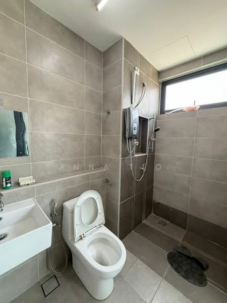 Twin Residences untuk Untuk Disewa - RM 1,800 /bulan, Feb 2026 - Bathroom - PropertyGuru.com.my