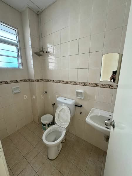 Rumah Teres 2.5 Tingkat untuk Dijual di Ukay Perdana (Ulu Kelang) - Daniel Chin - Bathroom - PropertyGuru.com.my