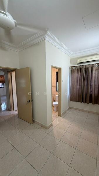 Rumah Berkembar untuk Dijual di Mutiara Damansara (Selangor) - Ong KK - Bathroom - PropertyGuru.com.my