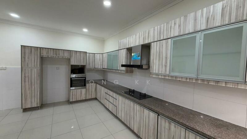 Rumah Berkembar untuk Dijual di Mutiara Damansara (Selangor) - Ong KK - Kitchen - PropertyGuru.com.my