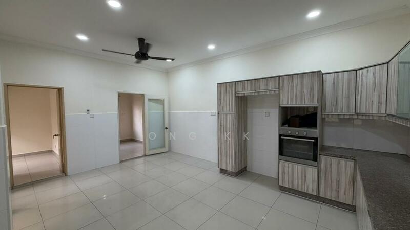 Rumah Berkembar untuk Dijual di Mutiara Damansara (Selangor) - Ong KK - Kitchen - PropertyGuru.com.my