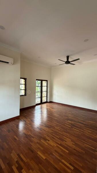 Rumah Berkembar untuk Dijual di Mutiara Damansara (Selangor) - Ong KK - Living Room - PropertyGuru.com.my