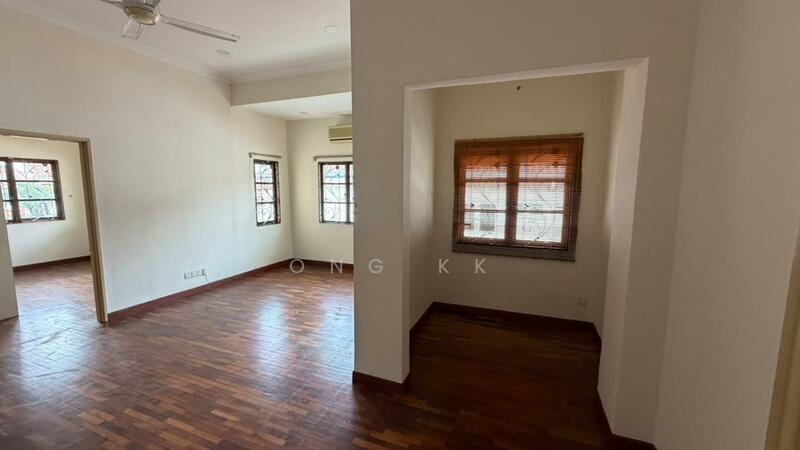 Rumah Berkembar untuk Dijual di Mutiara Damansara (Selangor) - Ong KK - Living Room - PropertyGuru.com.my