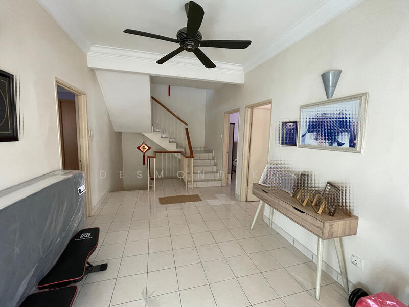 Rumah Teres 2.5 Tingkat untuk Dijual di Taman Megah Kepong (Kepong) - Desmond Kok - Living Room - PropertyGuru.com.my