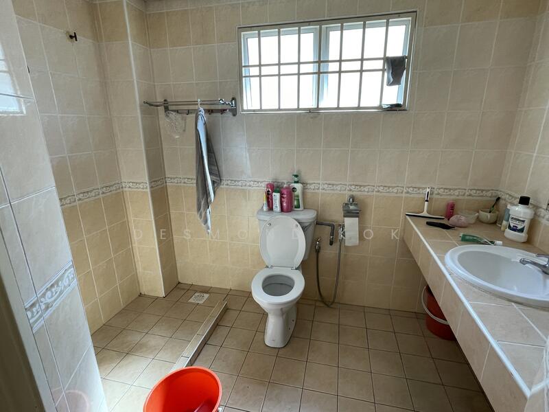 Rumah Teres 2.5 Tingkat untuk Dijual di Taman Megah Kepong (Kepong) - Desmond Kok - Bathroom - PropertyGuru.com.my