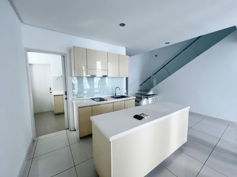 V Residence 3 @ Sunway Velocity untuk Untuk Dijual - RM 1,650,000, Mac 2026 - Kitchen - PropertyGuru.com.my