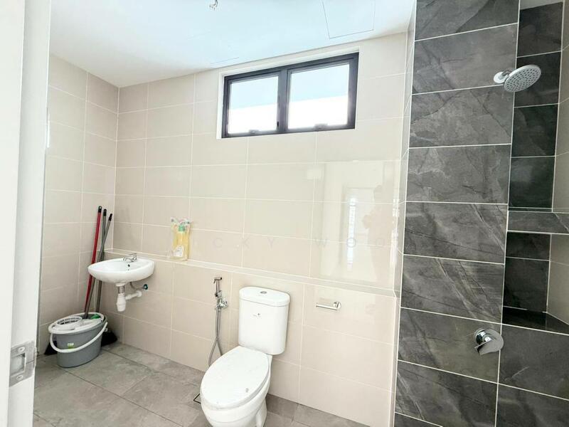 Rumah Teres 2-Tingkat untuk Dijual di Iskandar Puteri (Nusajaya) (Johor) - Ricky Woo - Bathroom - PropertyGuru.com.my