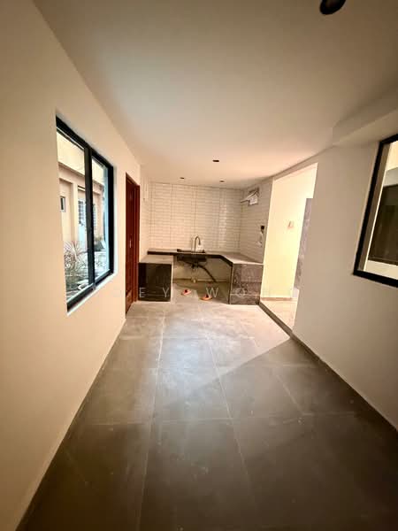 2-storey Terraced House for Sale in Taman Puchong Indah (Puchong) - Joey Wong - Kitchen - PropertyGuru.com.my