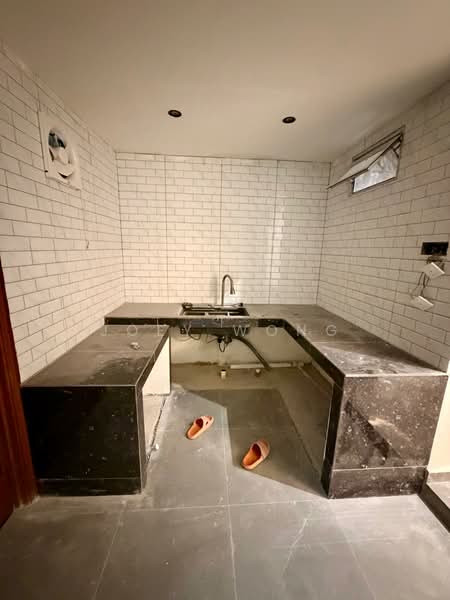 2-storey Terraced House for Sale in Taman Puchong Indah (Puchong) - Joey Wong - Kitchen - PropertyGuru.com.my