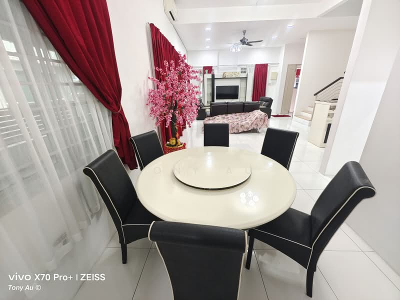 Cluster House for Sale in Ipoh (Perak) - Tony Au - Dining Room - PropertyGuru.com.my