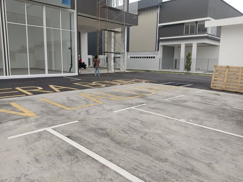 Kedai / Pejabat untuk Dijual di Seri Kembangan (Selangor) - Jon Li - Exterior - PropertyGuru.com.my