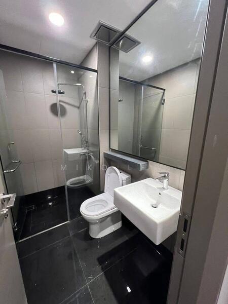 For Sale - Bloomsvale Menara Vista Petaling