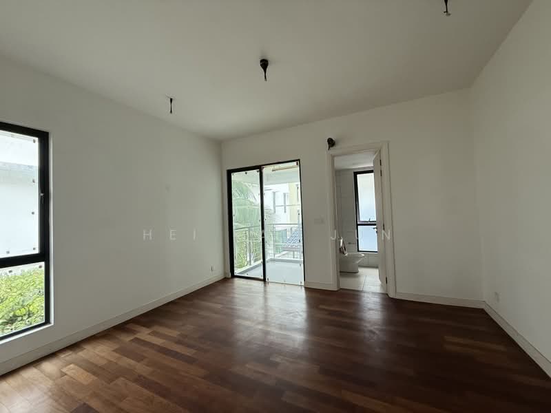 Rumah Banglo untuk Dijual di Alam Damai (Cheras) - Hei Kar Jun - Living Room - PropertyGuru.com.my