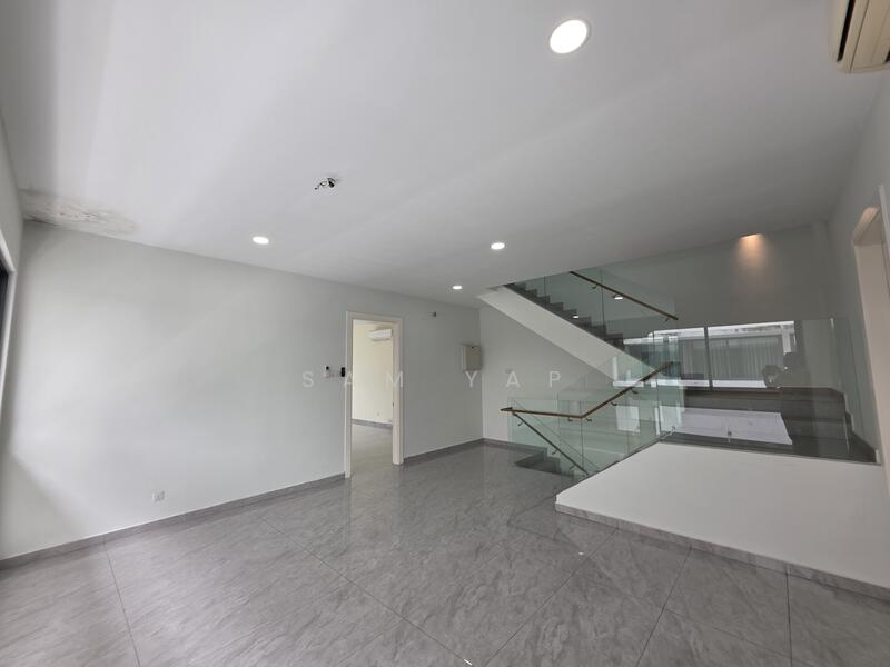 1st-floor Living Hall