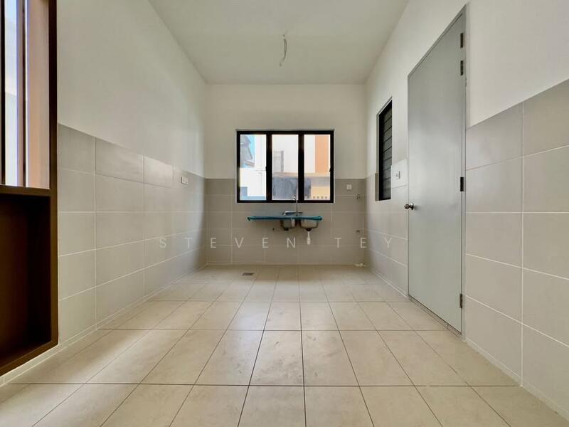 Rumah Kluster untuk Dijual di Seksyen U13 (Setia Alam) - Steven Tey - Kitchen - PropertyGuru.com.my