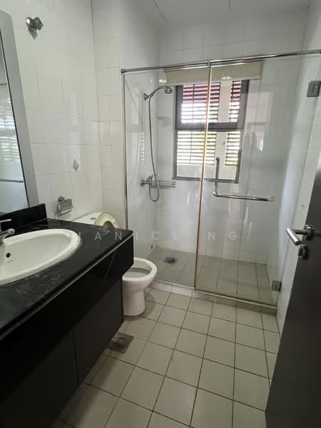 Rumah Teres 2.5-Tingkat untuk Disewa di Sierramas West (Sungai Buloh) - Janice Ng - Bathroom - PropertyGuru.com.my