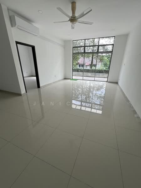 Rumah Teres 2.5-Tingkat untuk Disewa di Sierramas West (Sungai Buloh) - Janice Ng - Lower ground - PropertyGuru.com.my