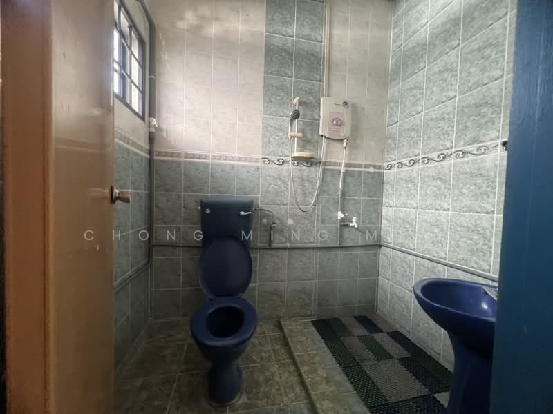 2-storey Terraced House for Sale in Seremban (Negeri Sembilan) - Chong Ming Ming - Bathroom - PropertyGuru.com.my