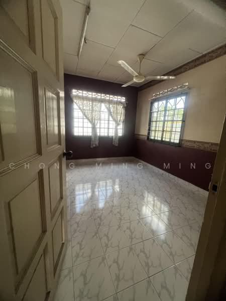 2-storey Terraced House for Sale in Seremban (Negeri Sembilan) - Chong Ming Ming - Bedroom - PropertyGuru.com.my