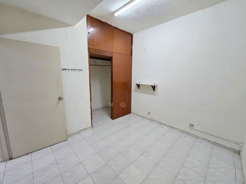 2-storey Terraced House for Sale in Kepong (Kuala Lumpur) - Kiing TW - Bedroom - PropertyGuru.com.my